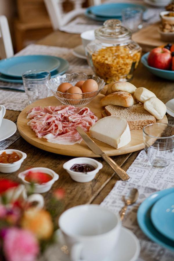 Dall Ingles Bed & Breakfast Cavriana Eksteriør billede