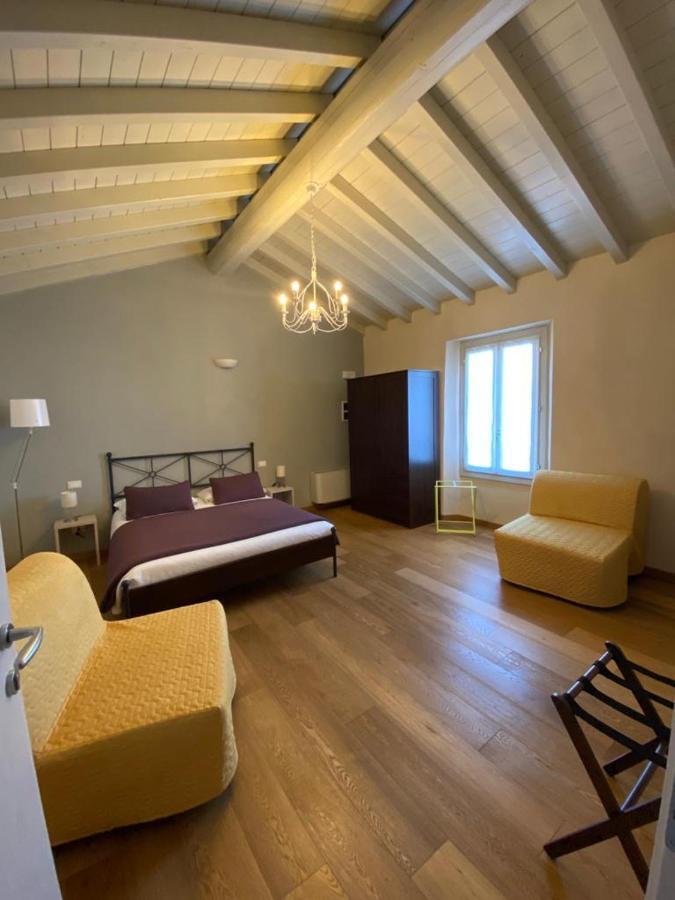 Dall Ingles Bed & Breakfast Cavriana Eksteriør billede